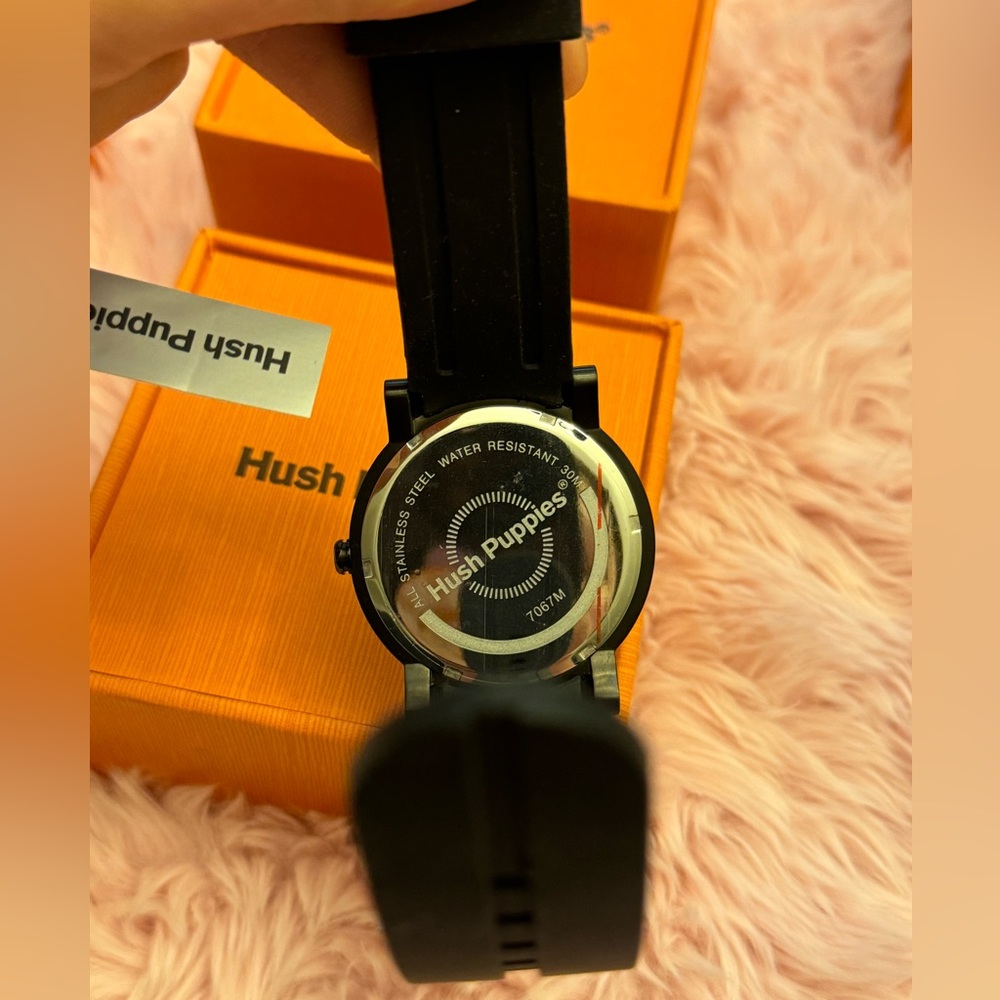 NIB HUSH PUPPIES SILICONE STRAP‎ ANALOG WATCH - Picture 8 of 9